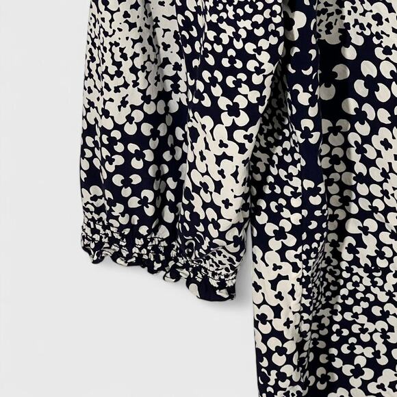 Talbots Floral Tie Neck Blouse Blue Smocked Boho Cottagecore Size Medium - Picture 7 of 10